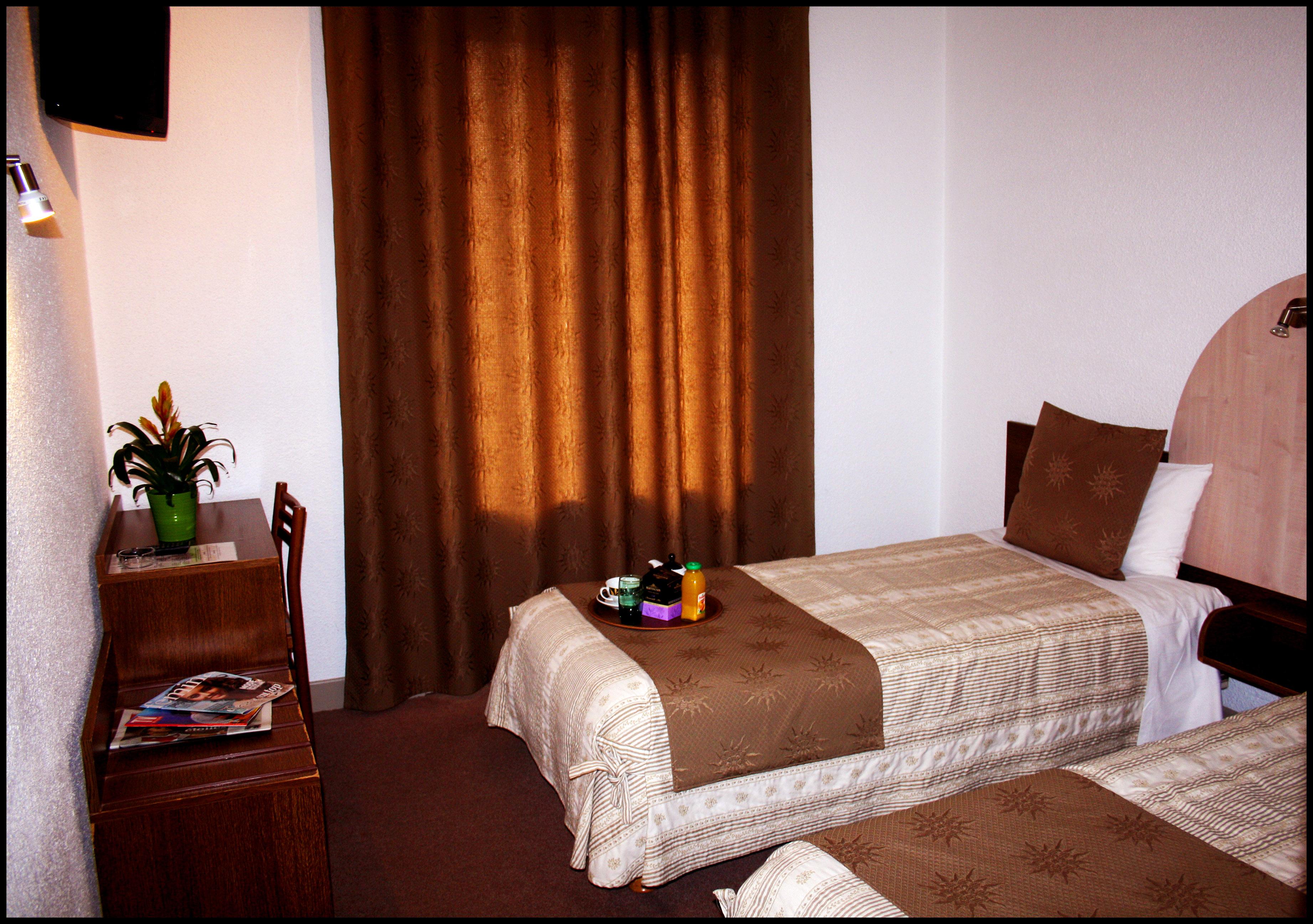 Adonis Lourdes - Notre Dame De La Sarte Hotel Luaran gambar