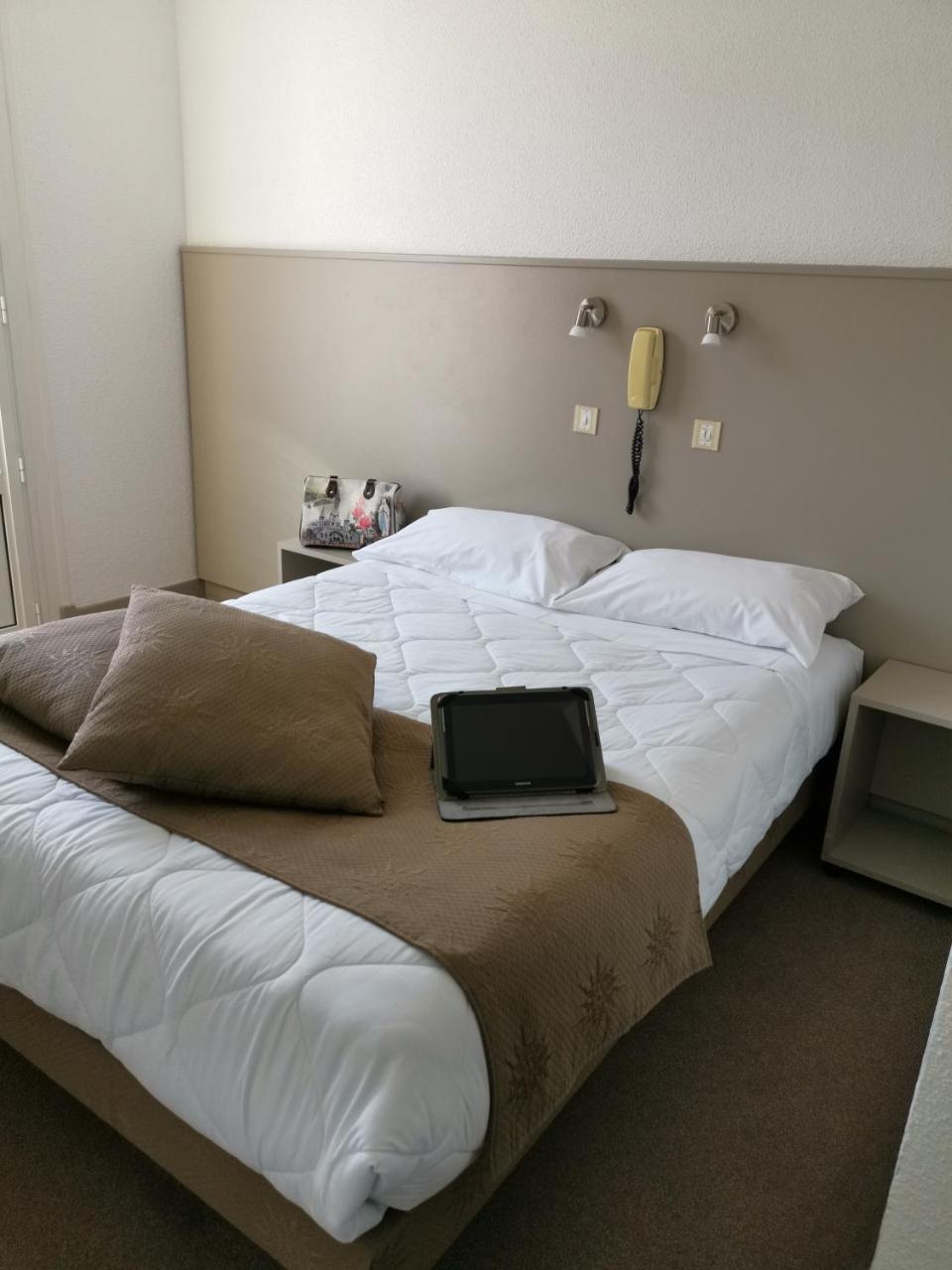 Adonis Lourdes - Notre Dame De La Sarte Hotel Luaran gambar